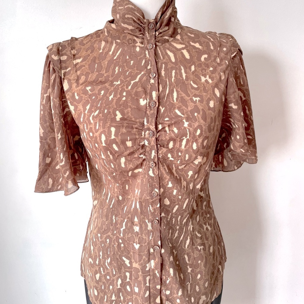 BCBG 92% silk blouse
